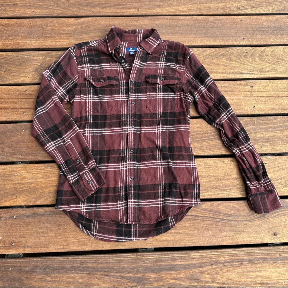 Long Sleeve Women’s Plaid Shirt Size S